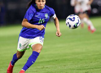 Marta volta à seleção feminina para 2 amistosos contra EUA no Brasil Marta volta à seleção feminina para 2 amistosos contra EUA no Brasil