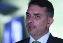 Deputados pedem investigação sobre relação entre Vorcaro e Flávio