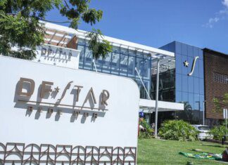 Bolsonaro apresenta boa evolução de cirurgia no ombro