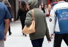 Massa de ar frio baixa temperatura principalmente no centro do país