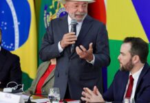 Lula: Desenrola Brasil ajudará população a “tirar corda do pescoço”