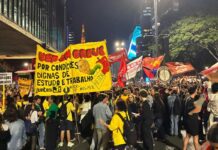 Ato de alunos da USP cobra diálogo com reitoria