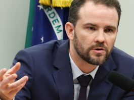 Lula pede a Durigan que avalie possíveis prejuízos de medidas dos EUA