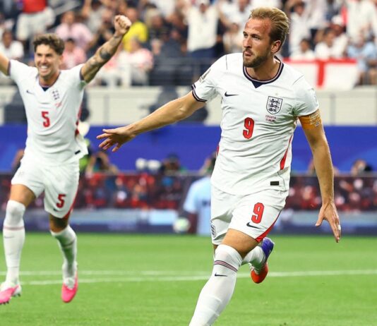 Harry Kane sobra em campo e Inglaterra bate Croácia por 4 a 2 na Copa Harry Kane sobra em campo e Inglaterra bate Croácia por 4 a 2 na Copa