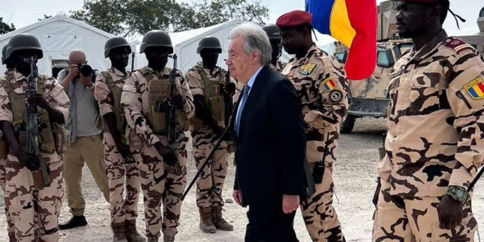 Guterres diz que mundo não tem direito de ignorar crise Guterres diz que mundo não tem direito de ignorar crise no Haiti