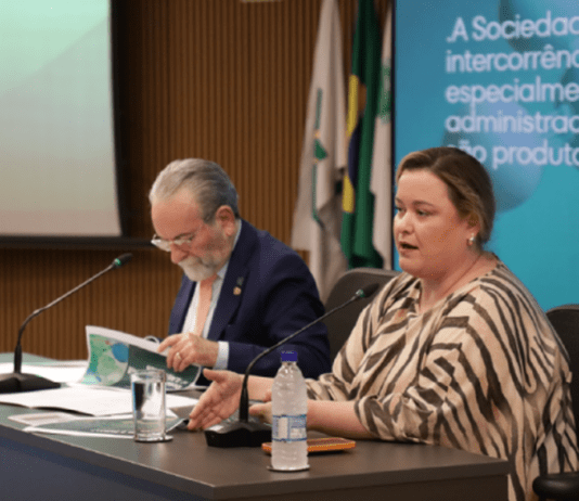 Resolução proíbe uso de PMMA por médicos em procedimentos na pele