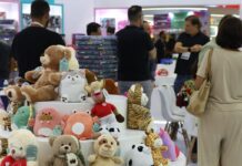 Brinquedos com IA podem colocar crianças em risco, alerta governo