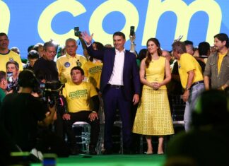 PL oficializa candidatura de Flávio Bolsonaro à Presidência