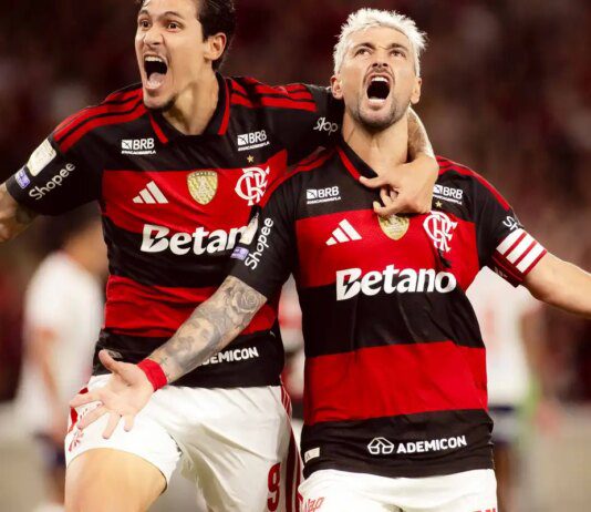 Flamengo reduz diferença para o Palmeiras e busca aproximação