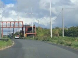 Motoqueiro é Flagrado Trafegando Em Passarela De Pedestres Em Salvador