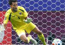 Vozinha, goleiro de Cabo Verde na Copa, acerta com Colo Colo do Chile Vozinha, goleiro de Cabo Verde na Copa, acerta com Colo Colo do Chile