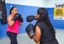 Prefeitura De Salvador Promove Aulão Gratuito De Boxe Para Mulheres Durante O Agosto Lilás