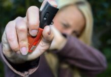 Spray de pimenta para mulher é medida paliativa, diz promotora