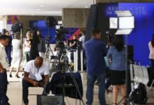 Fórum pede compromisso de candidatos com comunicação democrática