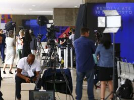 Fórum pede compromisso de candidatos com comunicação democrática
