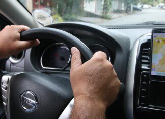 Dia do Motorista: desafios, orgulho e a prudência que salva vidas