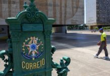 TCU cita risco fiscal dos Correios e defende compensação de custos