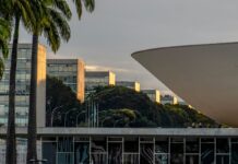 Congresso se aproxima do recesso sem votar PEC 6×1 e PL da Misoginia