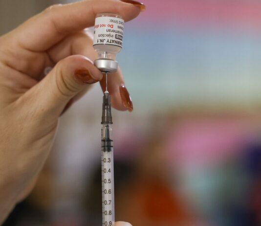 Pesquisa mostra que vacinação diminuiu prevalência de HPV entre jovens