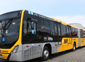 Motoristas de ônibus do Rio de Janeiro mantêm estado de greve