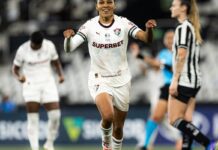 Fluminense domina, vence e complica Botafogo no Brasileirão Feminino Fluminense domina, vence e complica Botafogo no Brasileirão Feminino