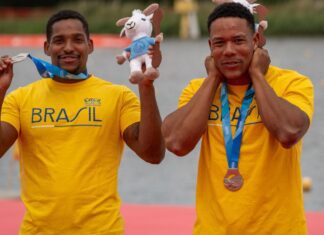 Jacky Godmann e Gabriel Nascimento são prata no Mundial de Canoagem Jacky Godmann e Gabriel Nascimento são prata no Mundial de Canoagem