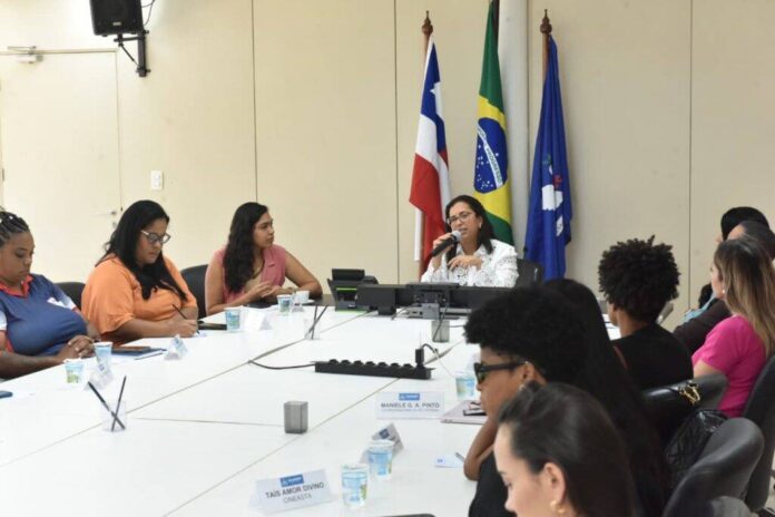 Reuniao-com-clubes-federacao-e-entidades-para-Copa-do-Mundo-Feminina-Fotos-Valter-Pontes-Secom-PMS-3.jpeg