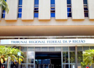 Justiça suspende regra que permite dentista fazer harmonização facial
