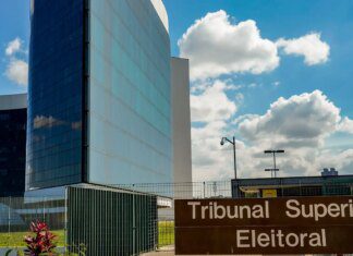 TSE recebe embaixadores nesta segunda para defender urna eletrônica