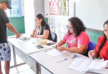 Eleitores participam de eleição simulada no Maranhão