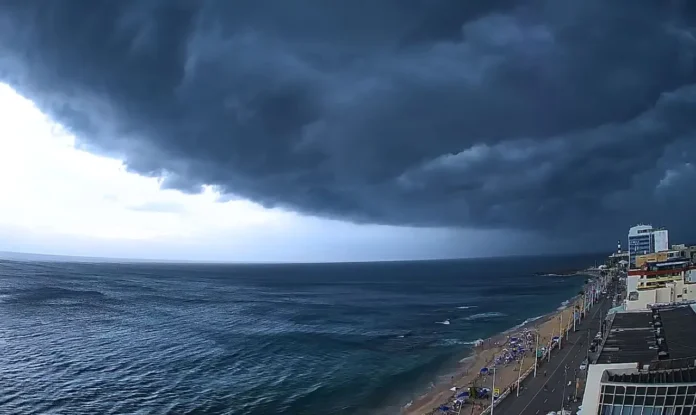 01-chuva-intensa-salvador-bahia-nordeste-ventos-raios-tempestade-clima-ao-vivo-24-01-24-1-1745343154.webp