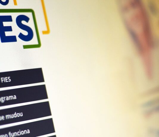 Termina hoje convocação da fila de espera do Fies