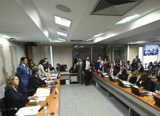 Comissão Mista do Congresso aprova MP da “taxa das blusinhas”