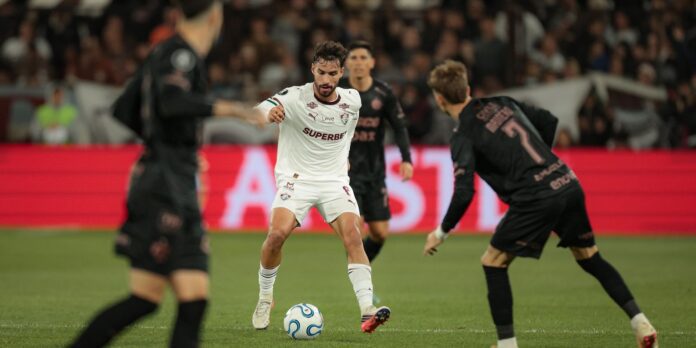 Ancelotti convoca Martinelli, do Fluminense, para amistosos na Ásia Ancelotti convoca Martinelli, do Fluminense, para amistosos na Ásia
