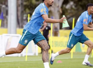 Brasil reinicia caminhada pelo hexa com amistoso contra Austrália Brasil reinicia caminhada pelo hexa com amistoso contra Austrália