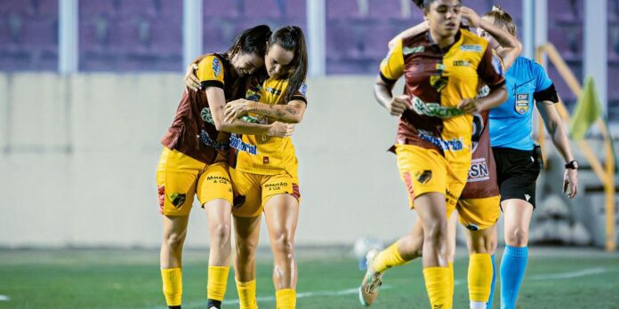 Com menos de dois anos de vida, Planalto-GO conquista Feminino A3