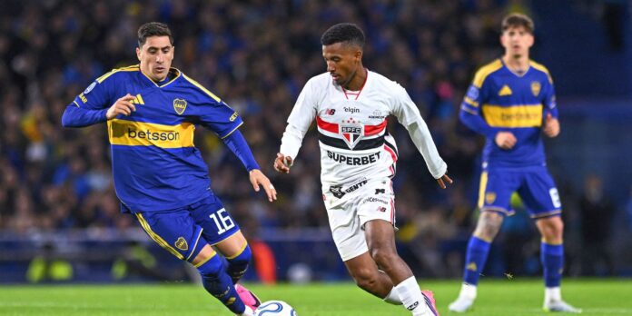 Ex-Palmeiras marca e São Paulo perde do Boca Juniors na Ex-Palmeiras marca e São Paulo perde do Boca Juniors na Sul-Americana