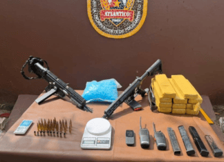 PM Apreende Fuzil, Submetralhadora E Drogas Durante Ação Em Cassange, Salvador