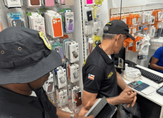Fiscalização Em Lojas De Celulares Termina Com Prisão Por Receptação Em Lauro De Freitas