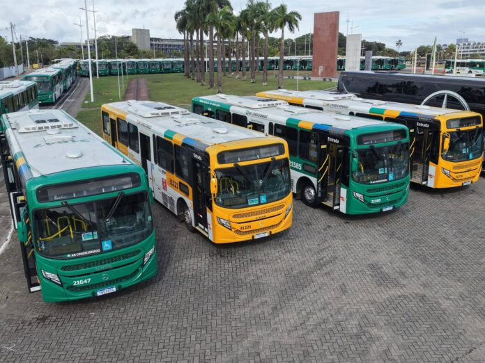 Frota-de-onibus-.jpeg