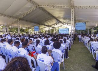 Jovens De Salvador Iniciam Formação Profissional Pelo Projeto Jovem Aprendiz Empreendedor Em Salvador
