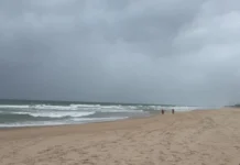 Bombeiros Fazem Buscas Por Homem Que Desapareceu Durante Mergulho Em Guarajuba