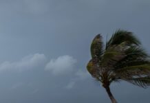 Mês de outubro começa com formação de novo ciclone extratropical