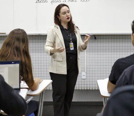 Inep libera cartilha com orientações para prova de redação do Enem