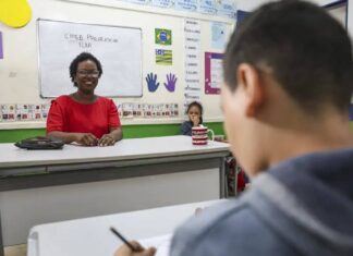 Feira De Santana Divulga Resultado Final De Concurso Com 1 Mil Vagas Para Professores