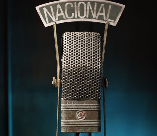 Viva Maria celebra o rádio e a luta pelos direitos das mulheres