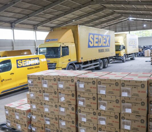 Eleições: 500 mil urnas serão utilizadas na votação deste domingo (4)