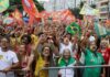 Ato em apoio à democracia e a Lula reúne milhares em Copacabana