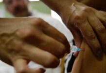 Consultas por lesões pré-cancerígenas caem após vacina contra HPV