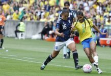 Após cortes, seleção feminina chega a Recife para encarar Argentina Após cortes, seleção feminina chega a Recife para encarar Argentina